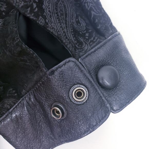 Vintage Wilsons Paisley Embossed Black Leather Coat Women's 2X/XXL - Picture 7 of 10